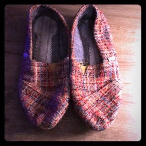 Well worn Toms (no insoles)